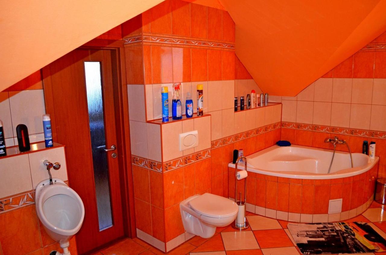 Chalupa Riviera A Apartmany Riviera - Liptov Besenova รูชอมแบรอค ภายนอก รูปภาพ