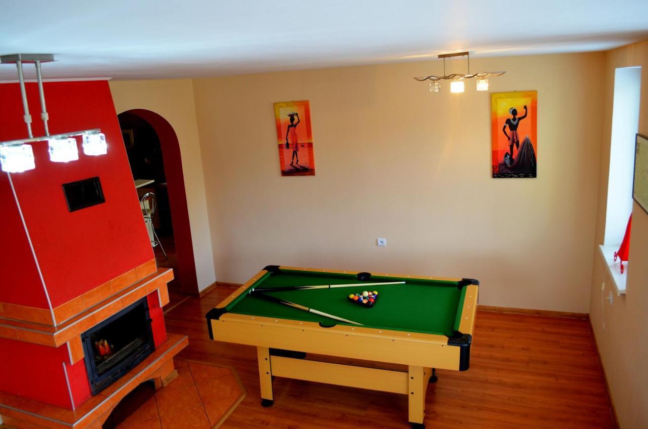 Chalupa Riviera A Apartmany Riviera - Liptov Besenova รูชอมแบรอค ภายนอก รูปภาพ